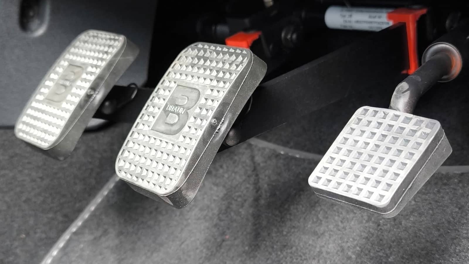 Deine Pedale zum PKW-Führerschein in Neubrandenburg