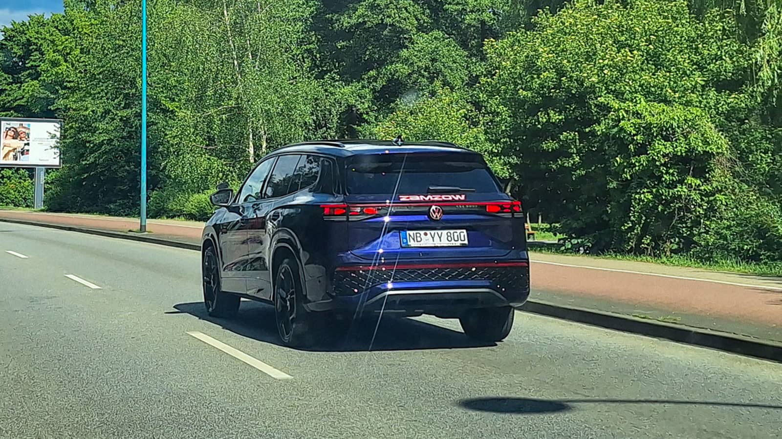Der Tyron als Fahrschulfahrzeug in Neubrandenburg.